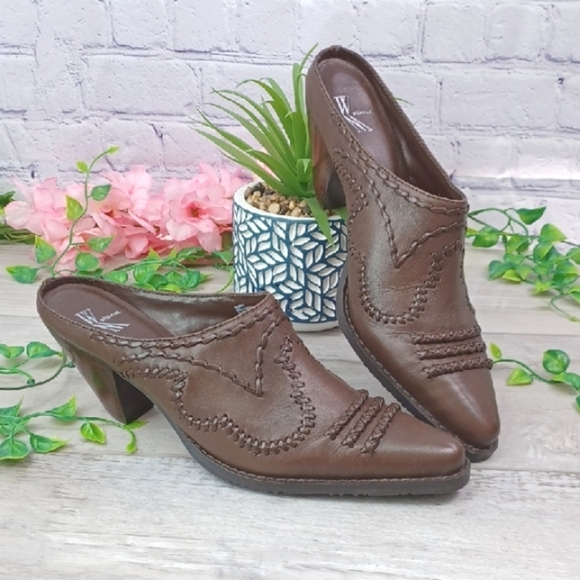 White Mountain Bronco Leather Mule NWOT - Picture 1 of 9